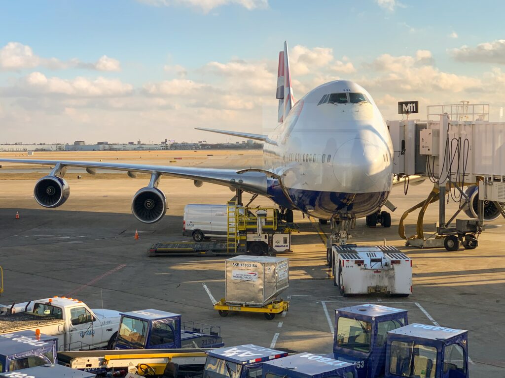 inventory robot - airport